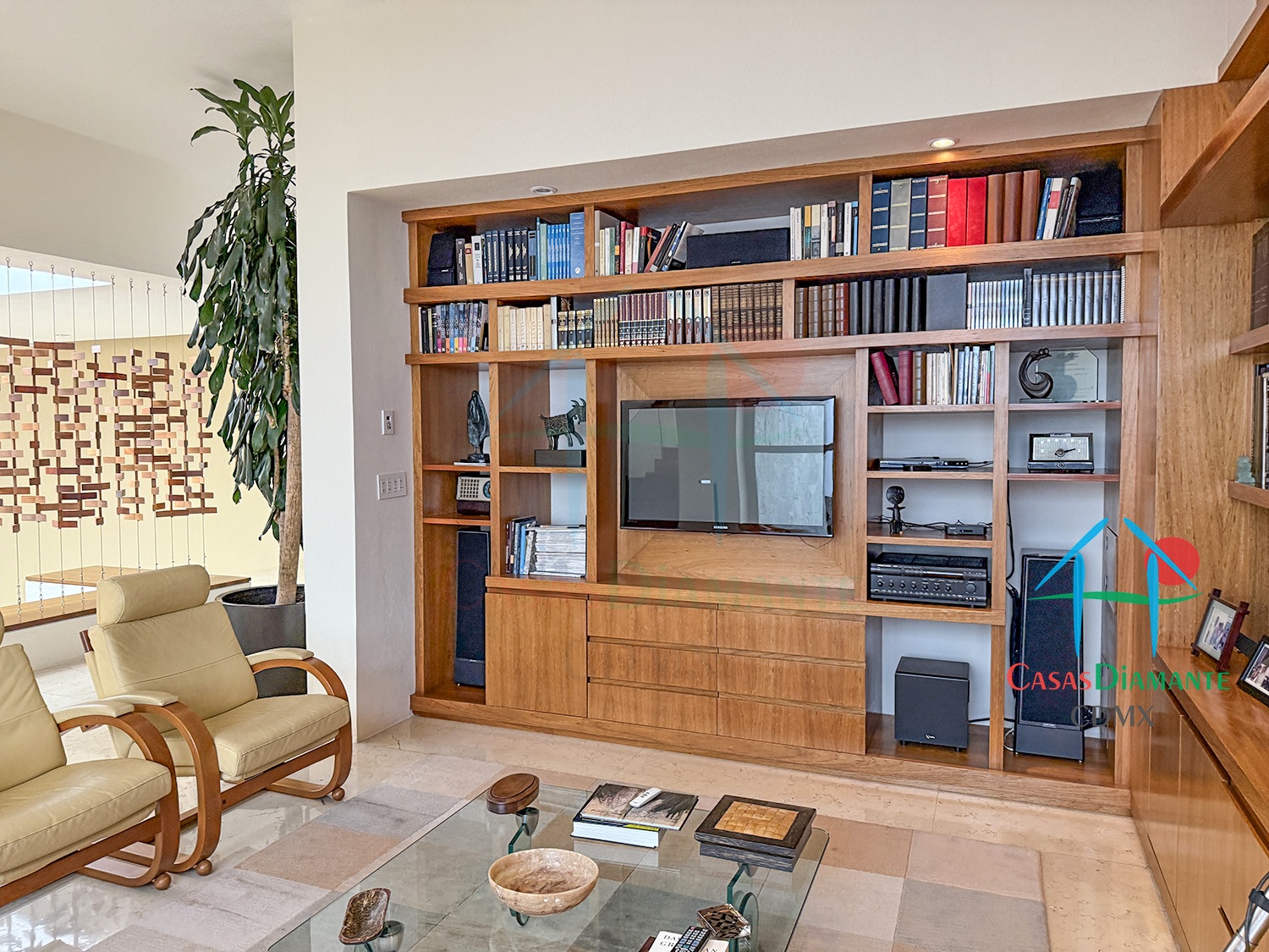 Rancho San Francisco Casa Encino - Family Room 5